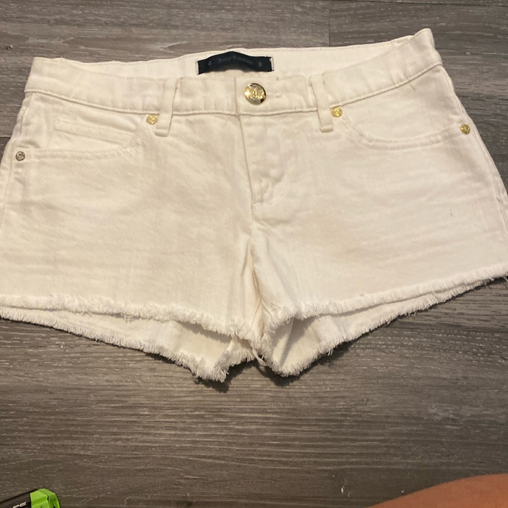 Juicy couture size 25 Jean shorts